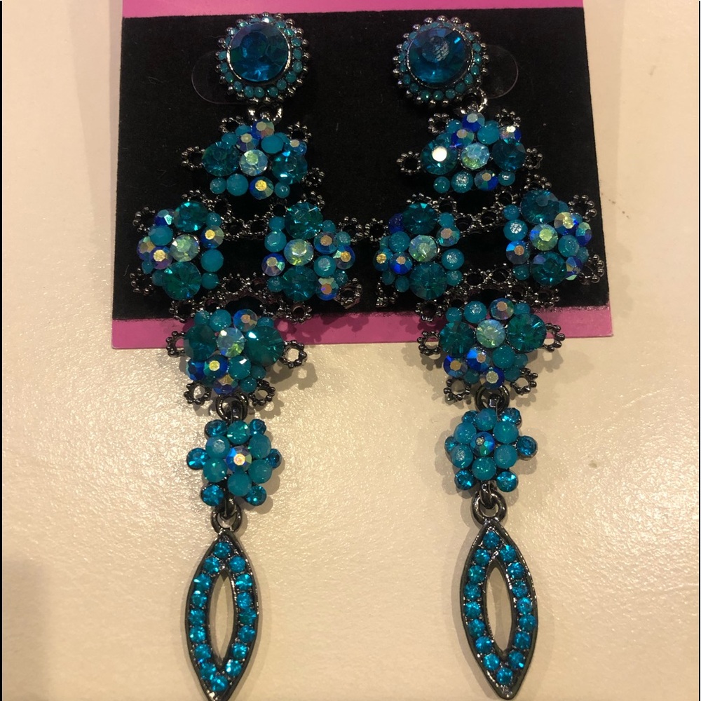 Blue Zircon Crystal Floral Brilliance Earring,NWT